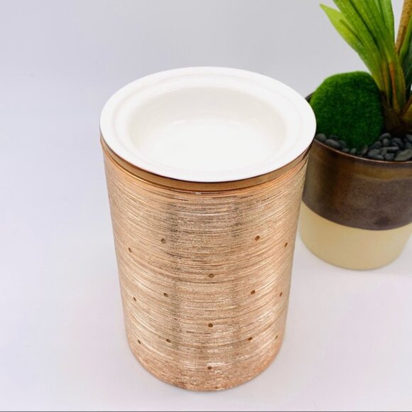 NEW IN BOX Scentsy Elegant Etched Core Rose Gold Warner - Picture 2 of 5
